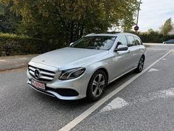 Grau Gebraucht 2018 Mercedes E220 Limousine | 16.590 € (Superpreis)