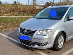 Silber Gebraucht 2009 VW Touran Van / Kleinbus | 3.449 € (Fairer Preis)