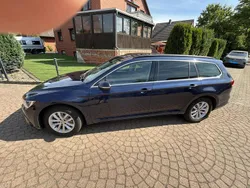 Blau Gebraucht 2015 VW Passat Kombi | 13.850 € (Fairer Preis)