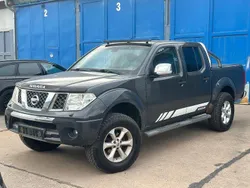 Grau Gebraucht 2009 Nissan Navara Abholung | 8.600 € (Fairer Preis)