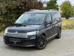 Schwarz Gebraucht 2022 VW Caddy Maxi Style Van / Kleinbus | 27.500 € (Superpreis)
