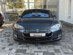 Grau Gebraucht 2015 Tesla Model S Kleinwagen | 31.549 € (Etwas zu teuer)