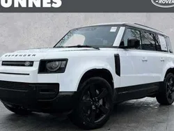 Weiß Gebraucht 2024 Land Rover Defender SE Dynamic SUV | 88.770 € (Superpreis)