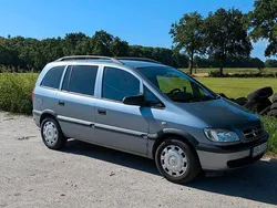 Silber Gebraucht 2003 Opel Zafira Van / Kleinbus | 1.500 € (Guter Preis)