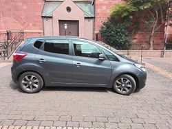 Grau Gebraucht 2018 Hyundai ix20 Space Kleinwagen | 13.500 € (Fairer Preis)