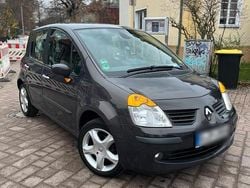 Braun Gebraucht 2007 Renault Modus Van / Kleinbus | 1.800 € (Fairer Preis)