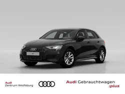 Brillantschwarz Gebraucht 2023 Audi A3 Sportback Limousine | 23.690 € (Superpreis)