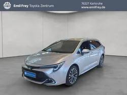 Silber Neu 2025 Toyota Corolla Kombi | 33.590 €