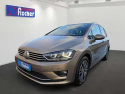 Gold Gebraucht 2014 VW Golf Sportsvan Highline Van / Kleinbus | 11.350 € (Fairer Preis)