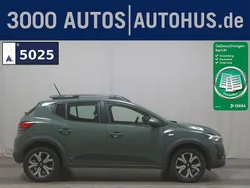 Staubgrau Gebraucht 2023 Dacia Sandero Expression Kleinwagen | 15.480 € (Fairer Preis)