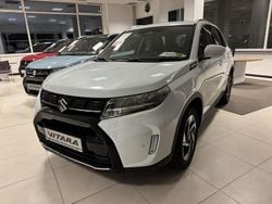 Weiß Gebraucht 2025 Suzuki Vitara Comfort+ Limousine | 26.999 € (Fairer Preis)