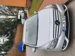 Grau Gebraucht 2014 Mercedes B180 Van / Kleinbus | 13.400 € (Fairer Preis)