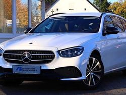 Polarweiss Gebraucht 2022 Mercedes E300 Night Kombi | 30.880 € (Fairer Preis)