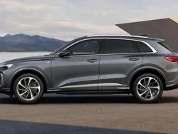 Mythosschwarz metallic Neu 2025 Audi Q5 S-Line SUV | 61.122 € (Superpreis)