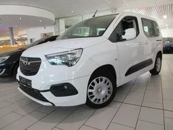 Weiß Gebraucht 2020 Opel Combo Life Van / Kleinbus | 13.590 € (Superpreis)
