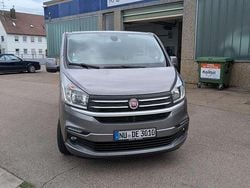 Grau Gebraucht 2018 Fiat Talento Family Van / Kleinbus | 25.800 € (Teuer)
