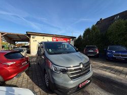 Grau Gebraucht 2023 Renault Trafic Komfort Van | 32.900 € (Guter Preis)