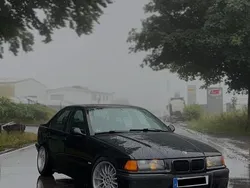 Schwarz Gebraucht 1997 BMW 320 Limousine | 6.299 € (Etwas zu teuer)