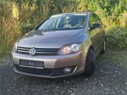 Braun Gebraucht 2012 VW Golf Plus Match Van / Kleinbus | 5.500 € (Fairer Preis)
