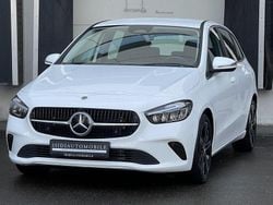 Polarweiss Gebraucht 2024 Mercedes B200 Progressive Van / Kleinbus | 28.900 € (Superpreis)