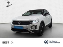 Pure white/deep black perleffekt (metallic) Gebraucht 2022 VW T-Roc Life SUV | 24.999 € (Fairer Preis)