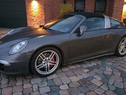Grau Gebraucht 2015 Porsche 911 Targa 4S Cabrio | 116.900 € (Etwas zu teuer)