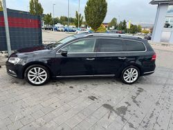 Schwarz Gebraucht 2011 VW Passat R-line Kombi | 4.968 € (Superpreis)