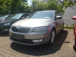 Beige Gebraucht 2016 Skoda Octavia Style Kombi | 11.490 € (Fairer Preis)