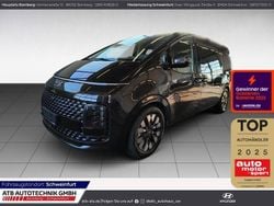 Braun Gebraucht 2024 Hyundai Staria Signature Van / Kleinbus | 44.680 € (Guter Preis)