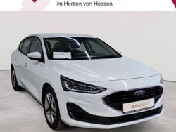 Weiß Gebraucht 2022 Ford Focus Cool & Connect Limousine | 14.489 € (Superpreis)