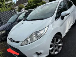 Weiß Gebraucht 2012 Ford Fiesta Trend Kleinwagen | 4.400 € (Guter Preis)