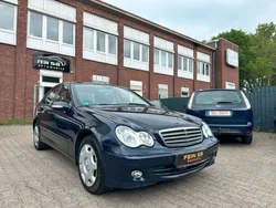 Blau Gebraucht 2004 Mercedes C240 Limousine | 3.950 € (Fairer Preis)