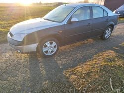 Silber Gebraucht 2002 Ford Mondeo Ghia Limousine | 450 € (Superpreis)