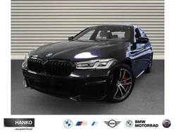 M carbonschwarz metallic Gebraucht 2022 BMW 530e Efficient Dynamics Limousine | 45.900 €