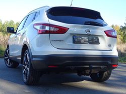 Weiß Gebraucht 2017 Nissan Qashqai Tekna SUV | 13.900 € (Fairer Preis)