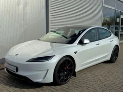 Weiß Gebraucht 2024 Tesla Model 3 Performance Limousine | 51.980 € (Fairer Preis)