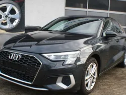 Grau Gebraucht 2024 Audi A3 Advanced Limousine | 29.900 € (Guter Preis)