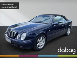 Azurite blue metallic Gebraucht 1999 Mercedes CLK230 Elegance Cabrio | 11.990 €