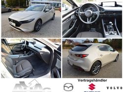 Platinum quartz Gebraucht 2023 Mazda 3 Exclusive-Line Limousine | 24.350 € (Fairer Preis)