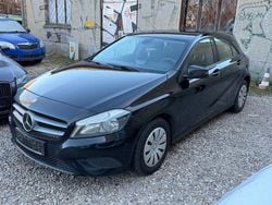 Schwarz Gebraucht 2014 Mercedes A160 Kleinwagen | 8.950 €