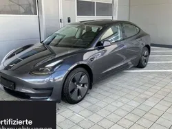 Silber Gebraucht 2021 Tesla Model 3 Limousine | 25.300 € (Fairer Preis)