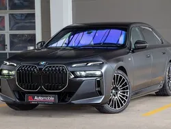 Grau Gebraucht 2025 BMW i7 Executive Limousine | 119.990 €