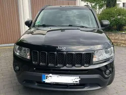 Schwarz Gebraucht 2011 Jeep Compass Sport SUV | 9.900 € (Teuer)