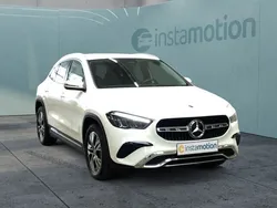 Weiß Gebraucht 2024 Mercedes GLA180 Advanced SUV | 37.810 € (Fairer Preis)