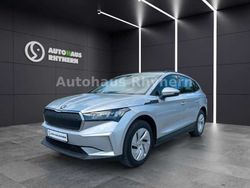 Silber Gebraucht 2023 Skoda Enyaq iV Loft SUV | 25.890 € (Fairer Preis)