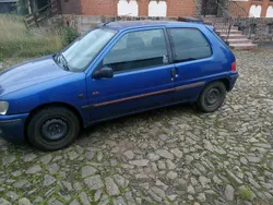 Blau Gebraucht 1997 Peugeot 106 Kleinwagen | 900 € (Superpreis)