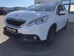 Weiß Gebraucht 2015 Peugeot 2008 Active SUV | 8.890 € (Fairer Preis)