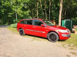 Rot Gebraucht 2005 Renault Mégane GrandTour Kombi | 1.700 € (Fairer Preis)