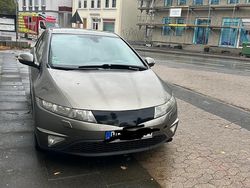 Grau Gebraucht 2007 Honda Civic Kleinwagen | 3.450 € (Etwas zu teuer)