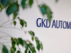 Blau Gebraucht 2019 Mercedes GLC250 AMG line SUV | 31.890 € (Etwas zu teuer)